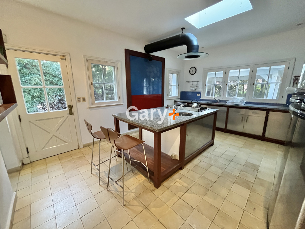 Casa ID.25795 - Casa en Venta Barrio Laguna Blanca Punta del Este Cuatro Dormitorios