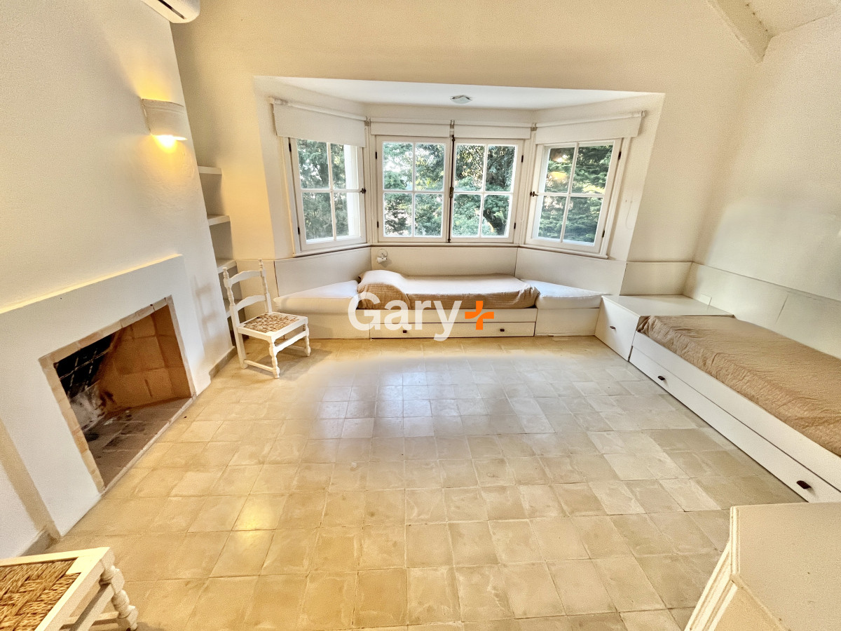 Casa ID.25795 - Casa en Venta Barrio Laguna Blanca Punta del Este Cuatro Dormitorios