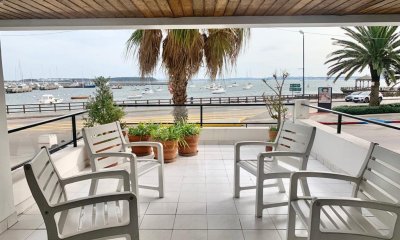 Apartamento frente al Puerto