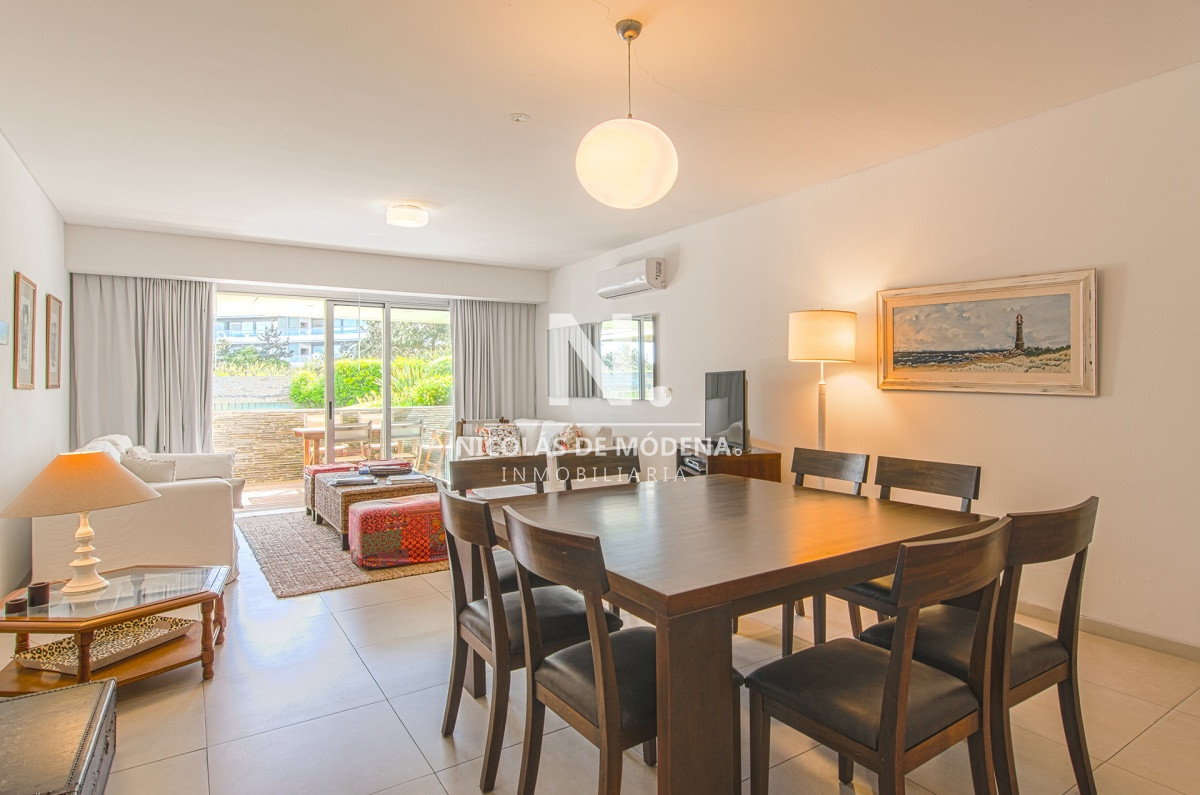 Apartamento Tres Dormitorios en Aqluiler Playa Brava