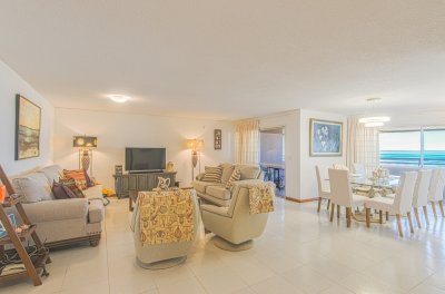 Penthouse Apartamento en Venta en Punta del Este
