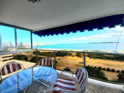 Departamento en Venta Primera Fila a Playa Mansa 2 dormitorios
