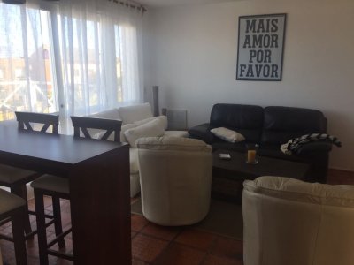 Excelente departamento en venta - Manantiales