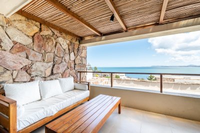 Alquiler Temporario de hermoso departamento de 2 dormitorios en suite en Punta Ballena