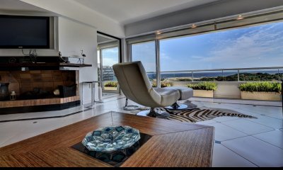 Apartamento Primera Fila Playa Brava en Alquiler