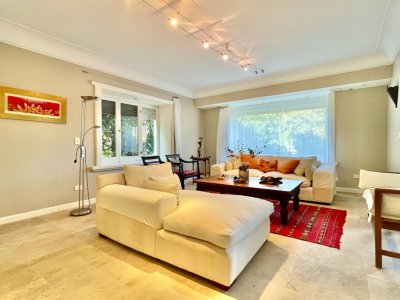 hermosa casa en venta en playa brava a cuadra y media del mar  - ndm4698c