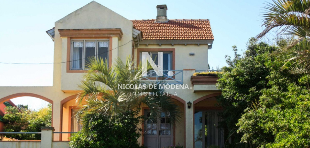 muy linda casa en primera línea del mar - montoya - ndm9804c