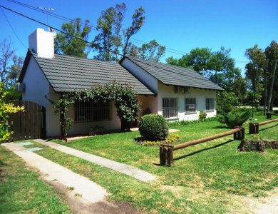Casa en La Barra Tres Dormitorios con Piscina en Venta