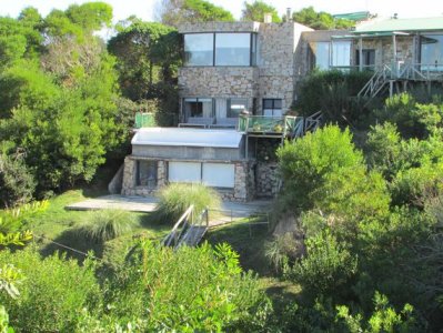 Maravillosa residencia en Venta y alquiler temporario frente al Mar en la Zona de José Ignacio, Punta del Este.