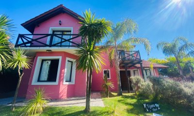 Casa en Alquiler a media cuadra de la playa Cuatro Suites