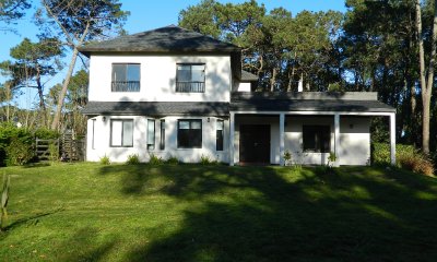 Casa Punta del Este - Barrio Privado 5 dormitorios