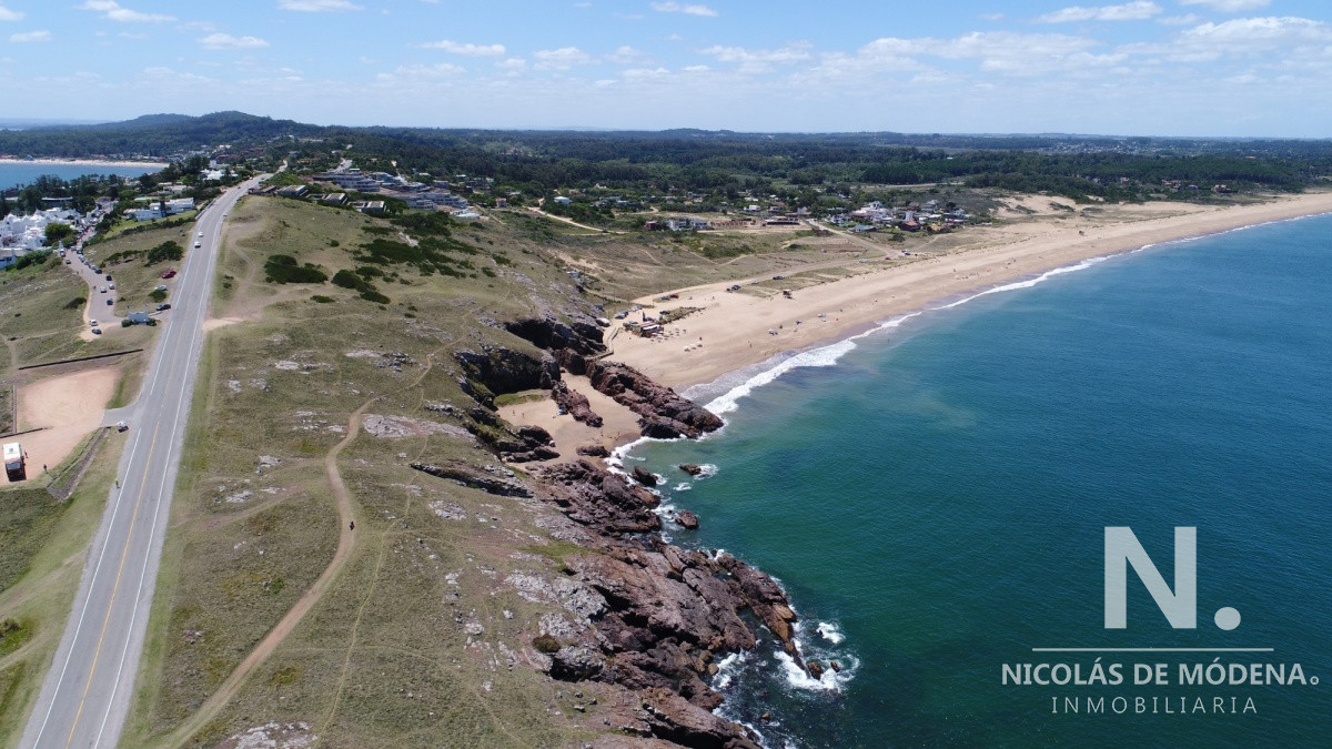 Lomo de la Ballena - GoPunta - Portal Inmobiliario de Punta del Este - Maldonado