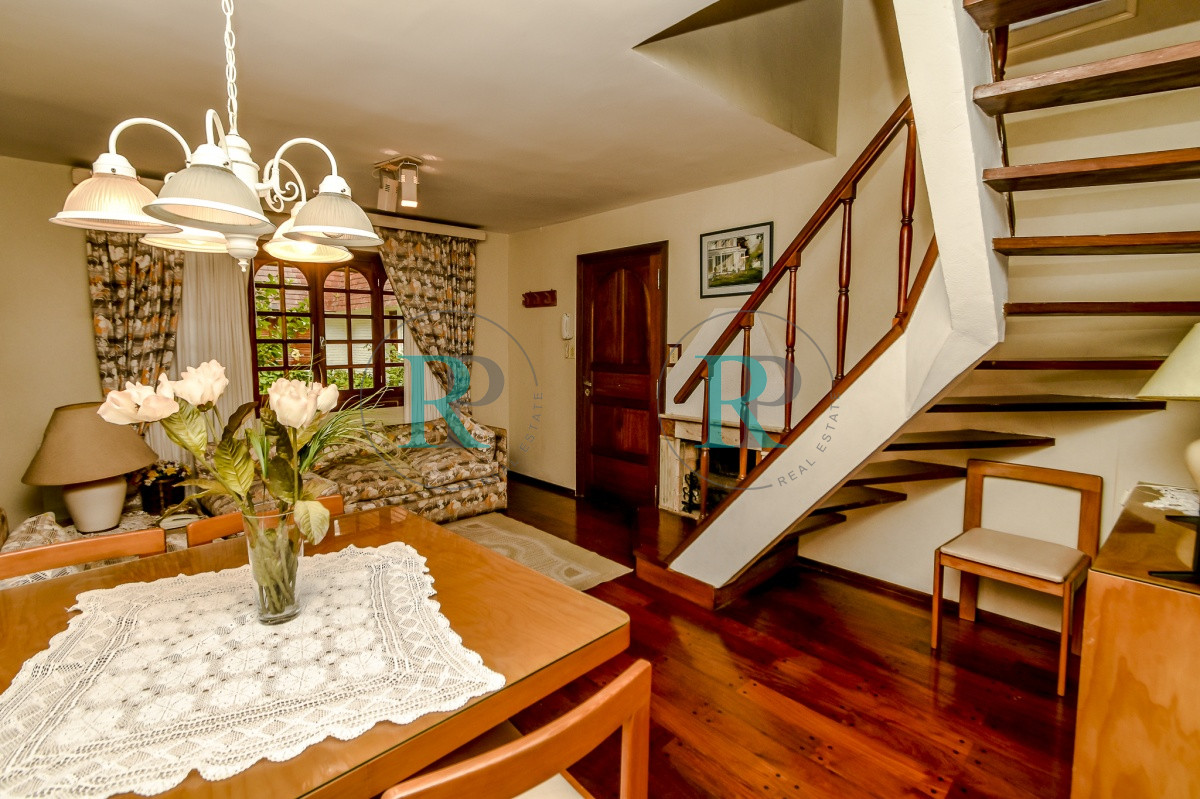 Apartamento ID.1224 - Venta de apartamento estilo casa en Playa Mansa