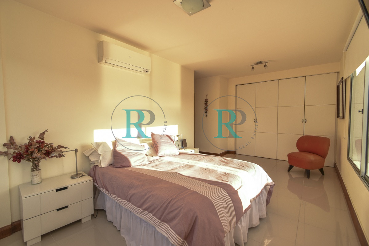 Apartamento ID.1918 - Excelente Apartamento de Tres Dormitorios frente al Mar - Punta Este