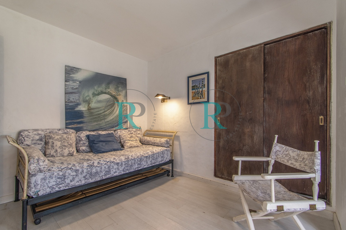 Casa ID.852 - Casa en Venta 5 Dormitorios y Doble Dependencia de Servicio en Rincon del Indio