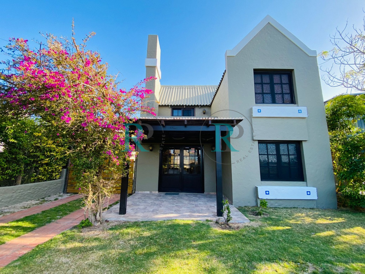 Casa ID.596 - Muy linda casa en el corazón de La Barra