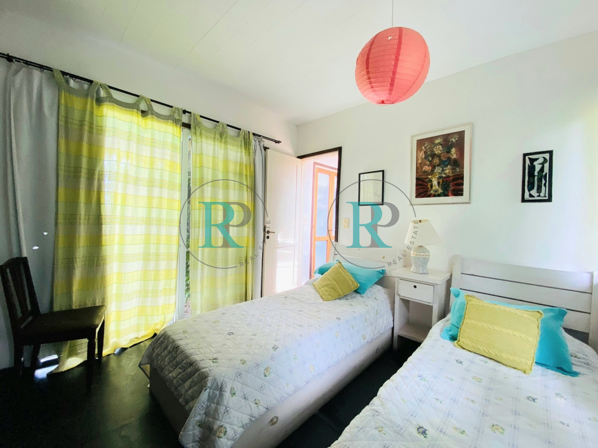 Casa ID.600 - Linda casa en dos plantas en alquiler en Montoya La Barra 