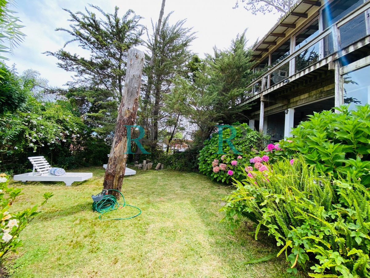 Casa ID.600 - Linda casa en dos plantas en alquiler en Montoya La Barra 