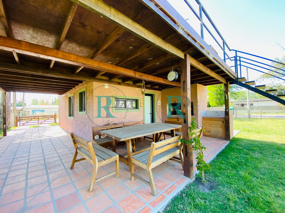 Casa ID.598 - Casa de dos dormitorios en alquiler en La Barra