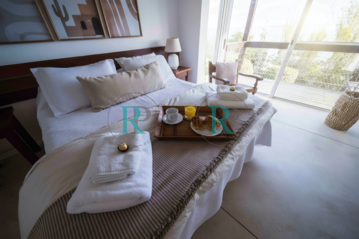 Casa ID.1391 - Casa de Seis Dormitorios en Venta en El Chorro Manantiales, La Barra