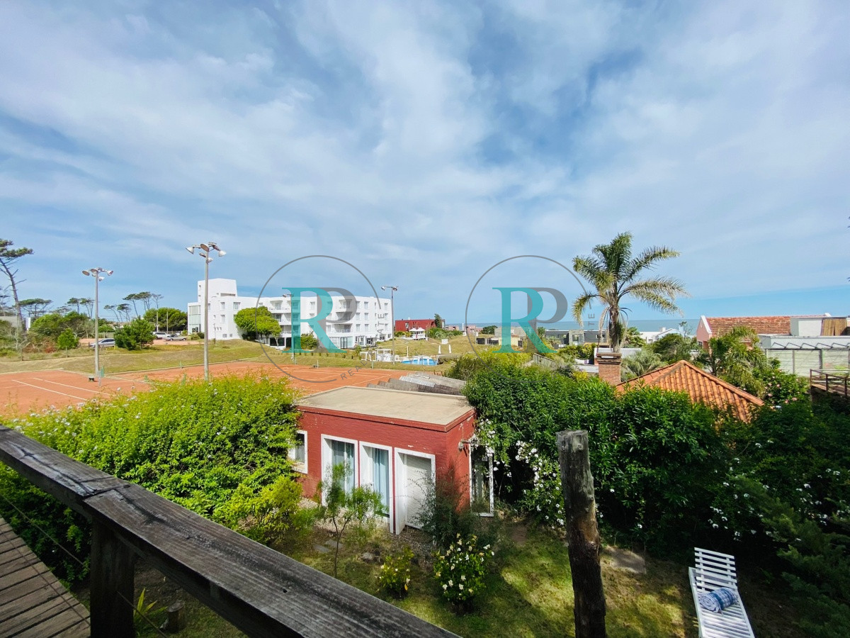 Casa ID.600 - Linda casa en dos plantas en alquiler en Montoya La Barra 