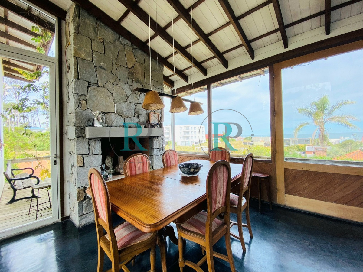 Casa ID.600 - Linda casa en dos plantas en alquiler en Montoya La Barra 