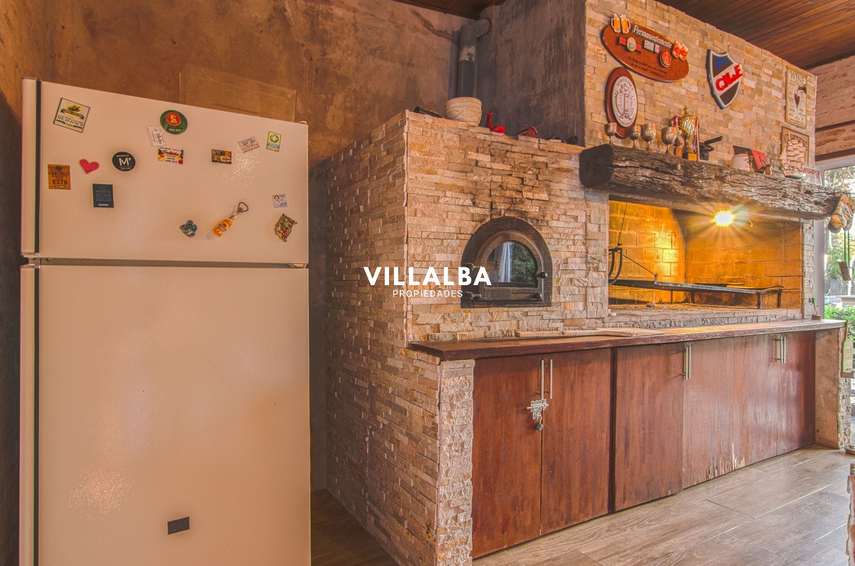 Casa ID.912 - Casa en Venta La Arbolada Punta del Este.
