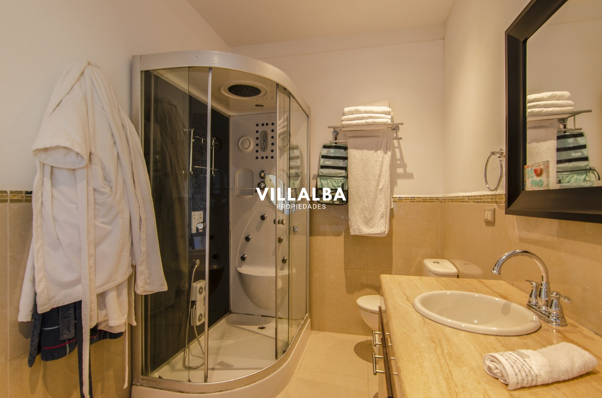Casa ID.912 - Casa en Venta La Arbolada Punta del Este.