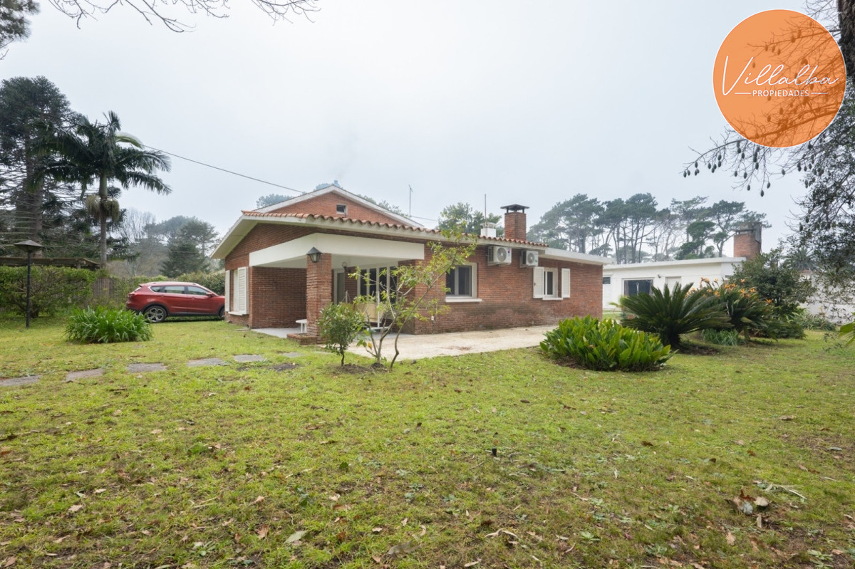 Casa ID.3535 - Casa reciclada en San Rafael Punta del Este en Venta