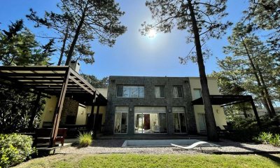 Espectacular casa en Barrio Privado Laguna Blanca en La Barra