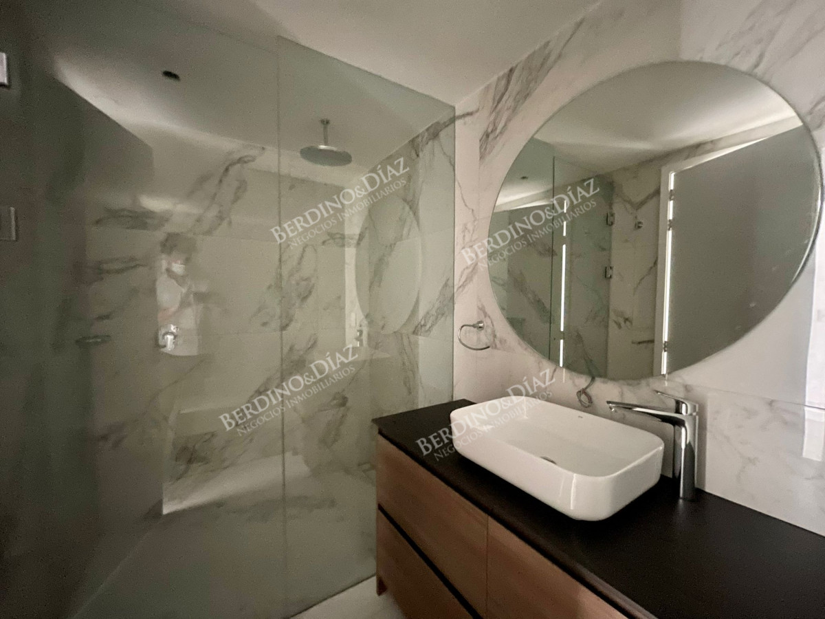 Apartamento ID.1717 - Venetian Esquinero en Venta Departamento en Punta del Este
