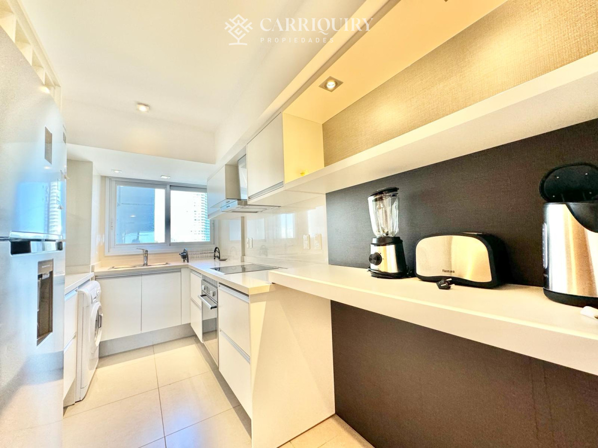 Apartamento ID.8116 - Miami Boulevard de dos dormitorio en Venta, Apartamento frente al mar en playa mansa