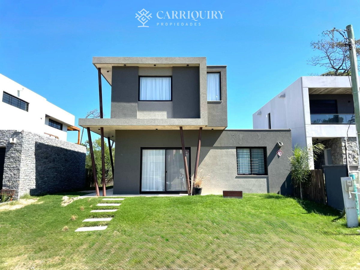 Casa ID.6958 - Casa de tres dormitorios en Montoya, La Barra en Alquiler