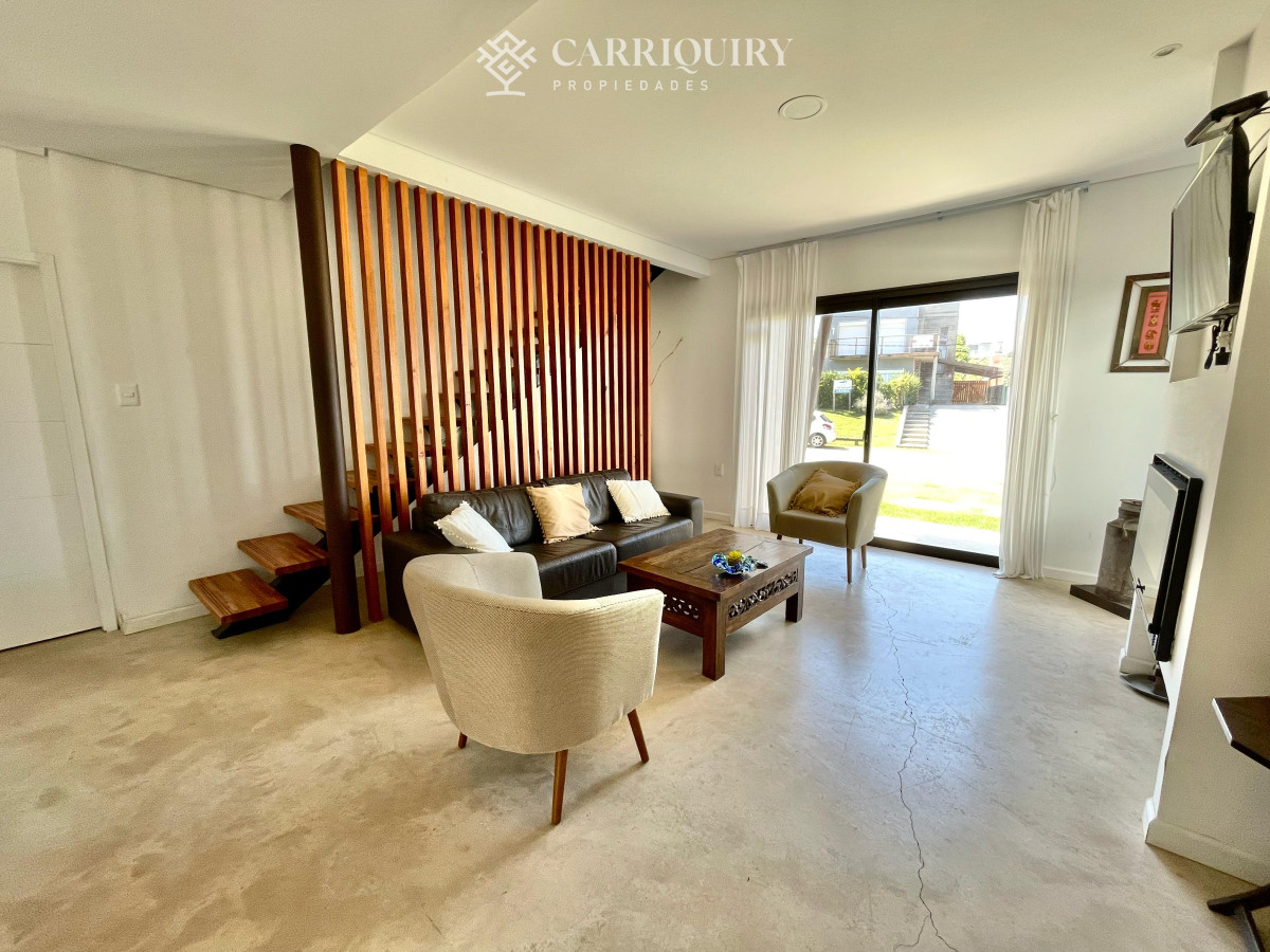 Casa ID.6958 - Casa de tres dormitorios en Montoya, La Barra en Alquiler