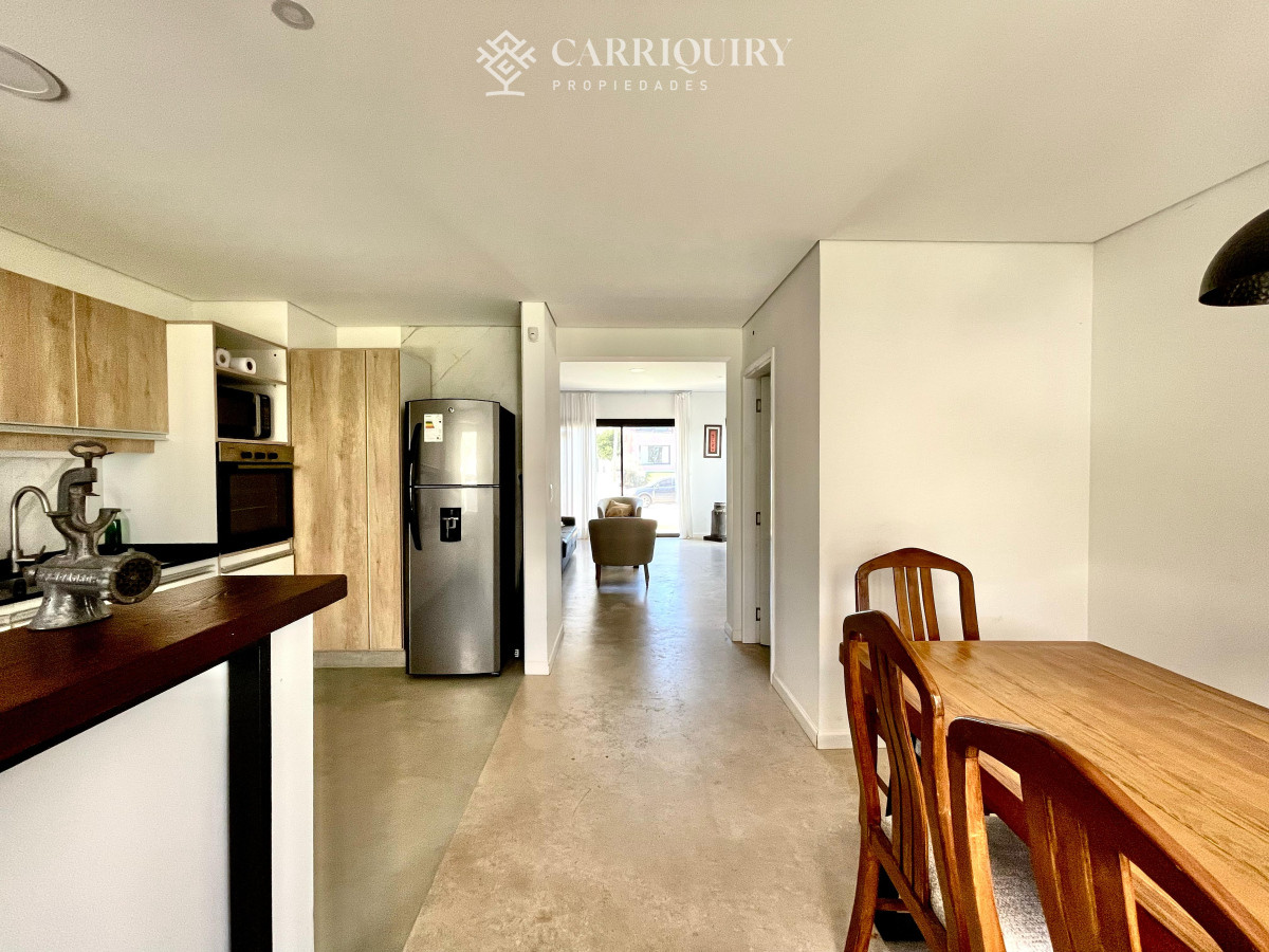 Casa ID.6958 - Casa de tres dormitorios en Montoya, La Barra en Alquiler