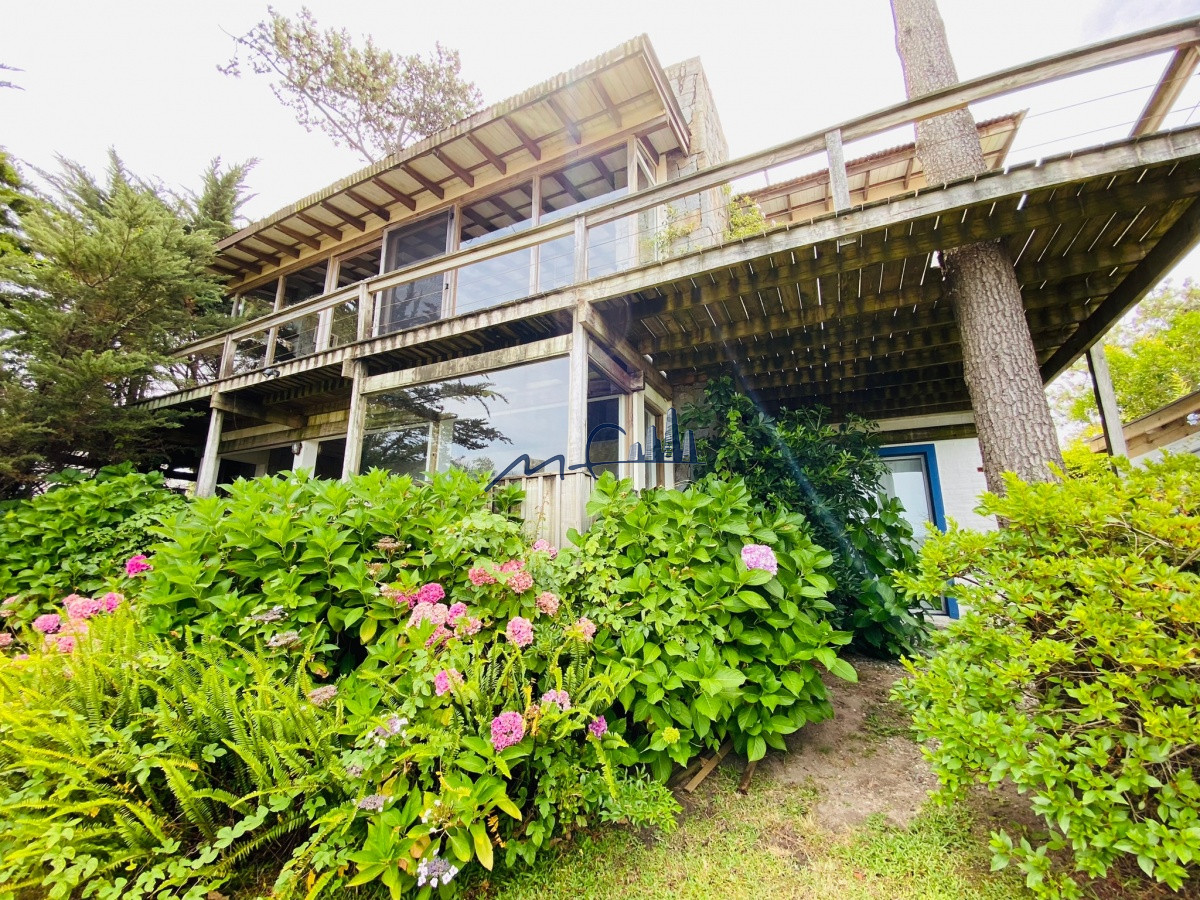Casa ID.459 - Linda casa en dos plantas en alquiler en Montoya La Barra 
