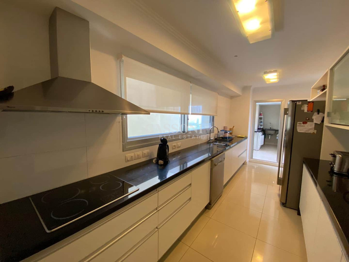 Apartamento ID.283 - Apartamento de cuatro dormitorios en Torre Lobos, Punta del Este