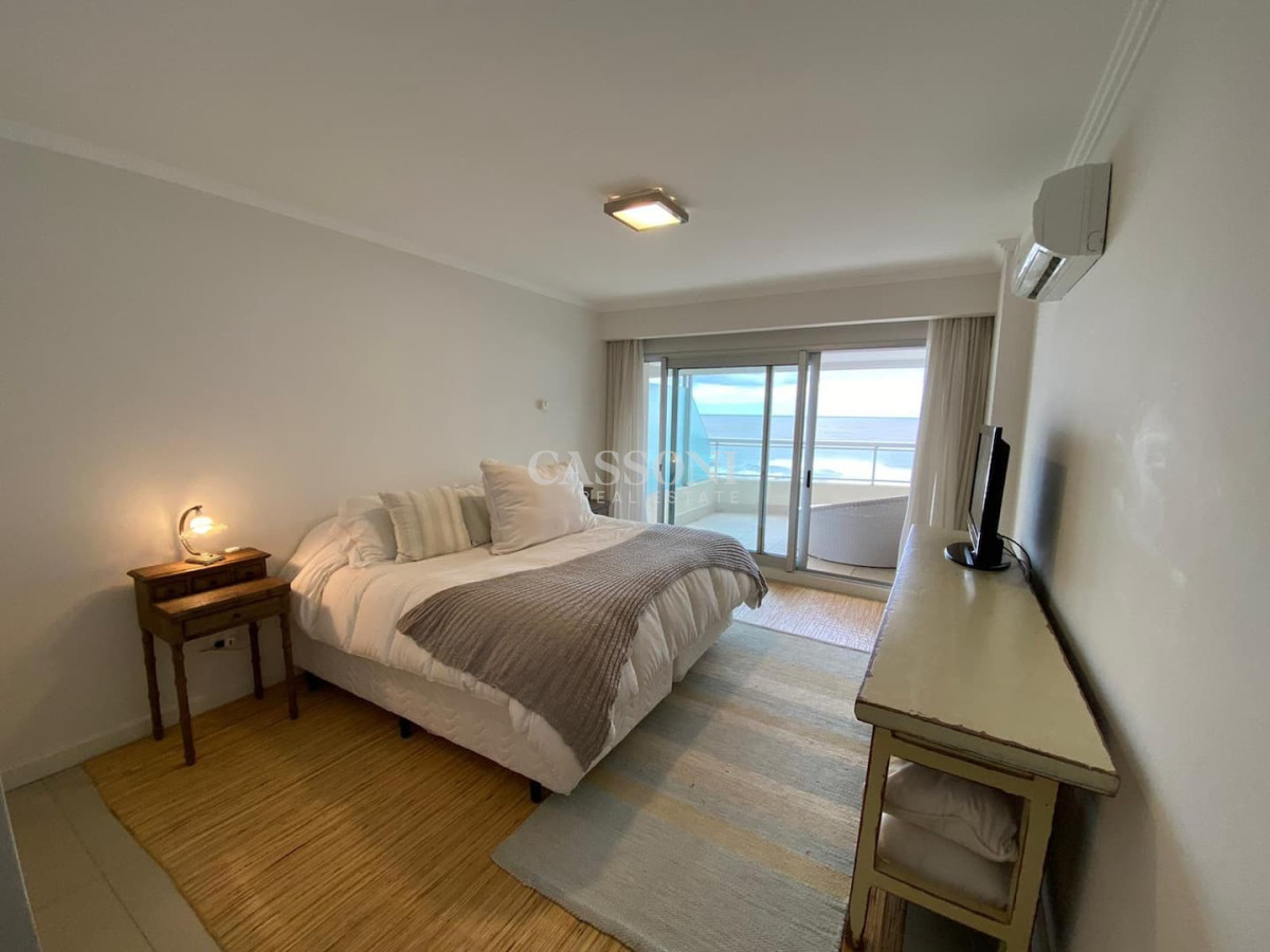 Apartamento ID.283 - Apartamento de cuatro dormitorios en Torre Lobos, Punta del Este