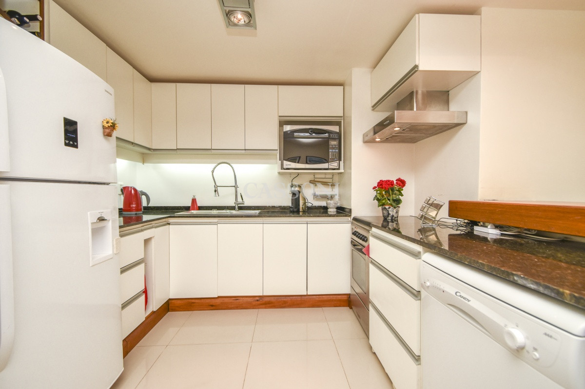 Apartamento ID.3835 - Excelente Apartamento de Tres Dormitorios frente al Mar - Punta Este