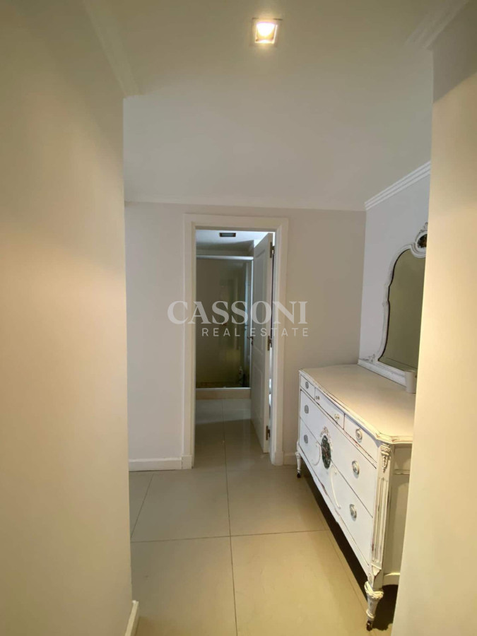 Apartamento ID.283 - Apartamento de cuatro dormitorios en Torre Lobos, Punta del Este