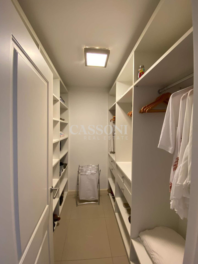 Apartamento ID.283 - Apartamento de cuatro dormitorios en Torre Lobos, Punta del Este