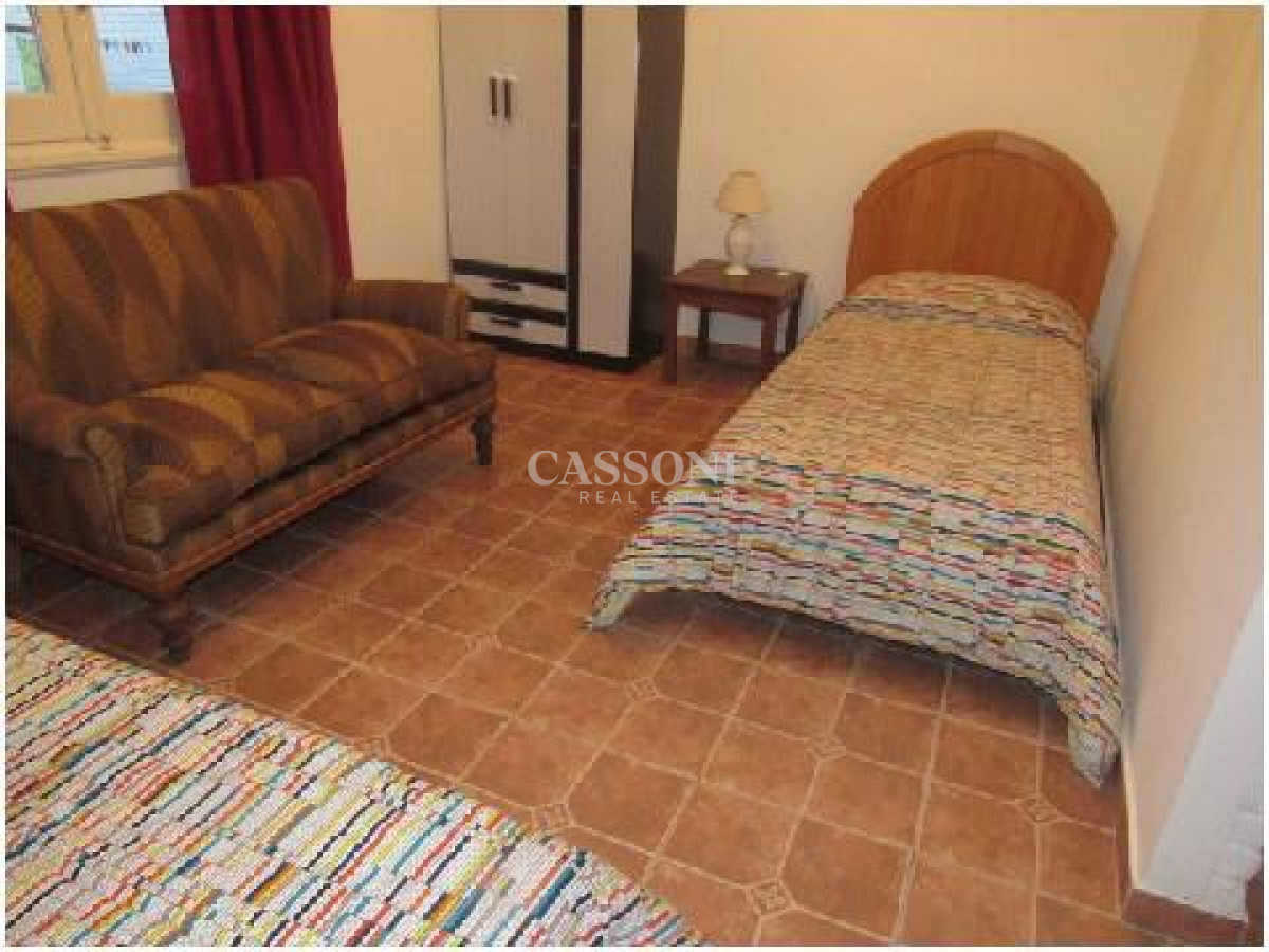 Casa ID.3833 - Casa en la Península de Punta del Este en Venta - Seis Dormitorios y Piscina 
