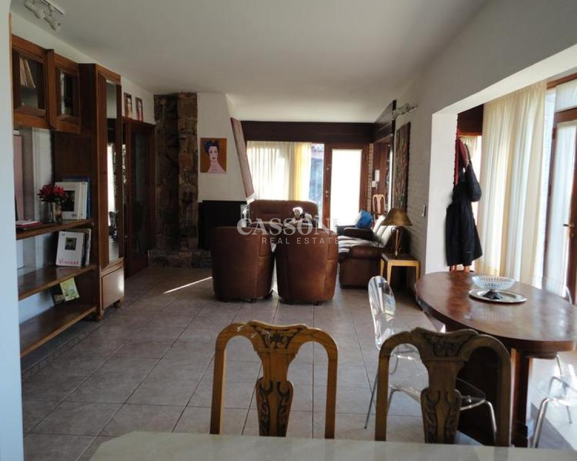 Venta casa en Pinares a una cuadra de la Playa - Imagen 5
