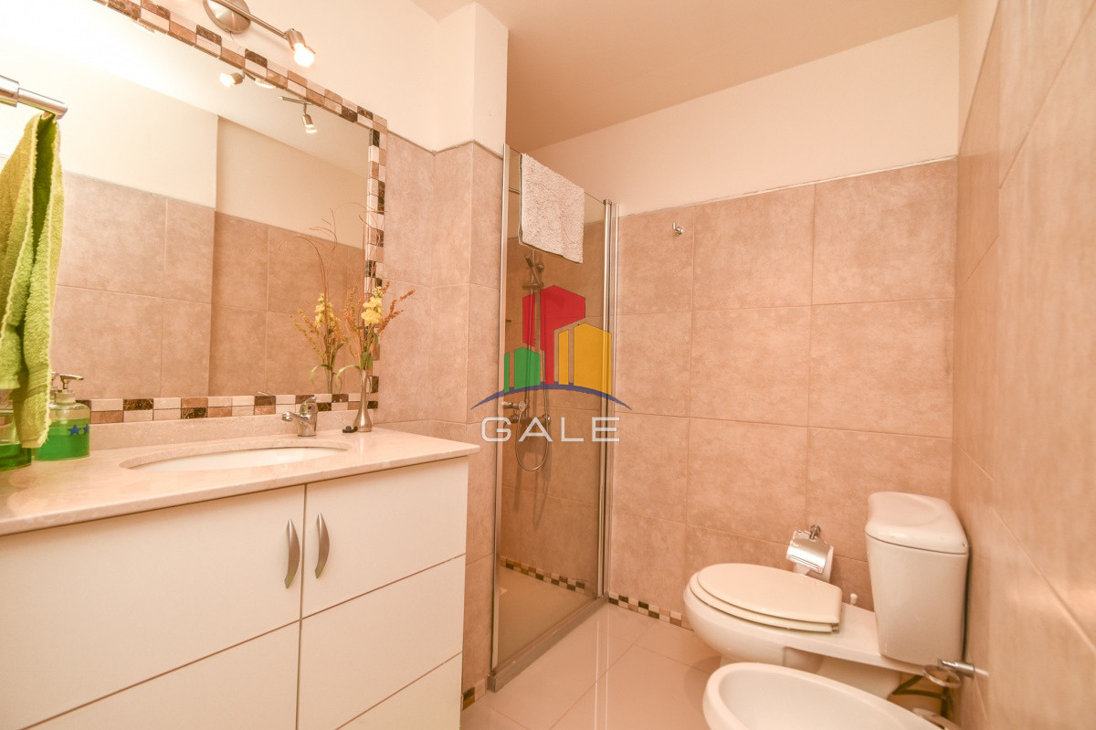 Apartamento ID.455 - Excelente Apartamento de Tres Dormitorios frente al Mar - Punta del Este