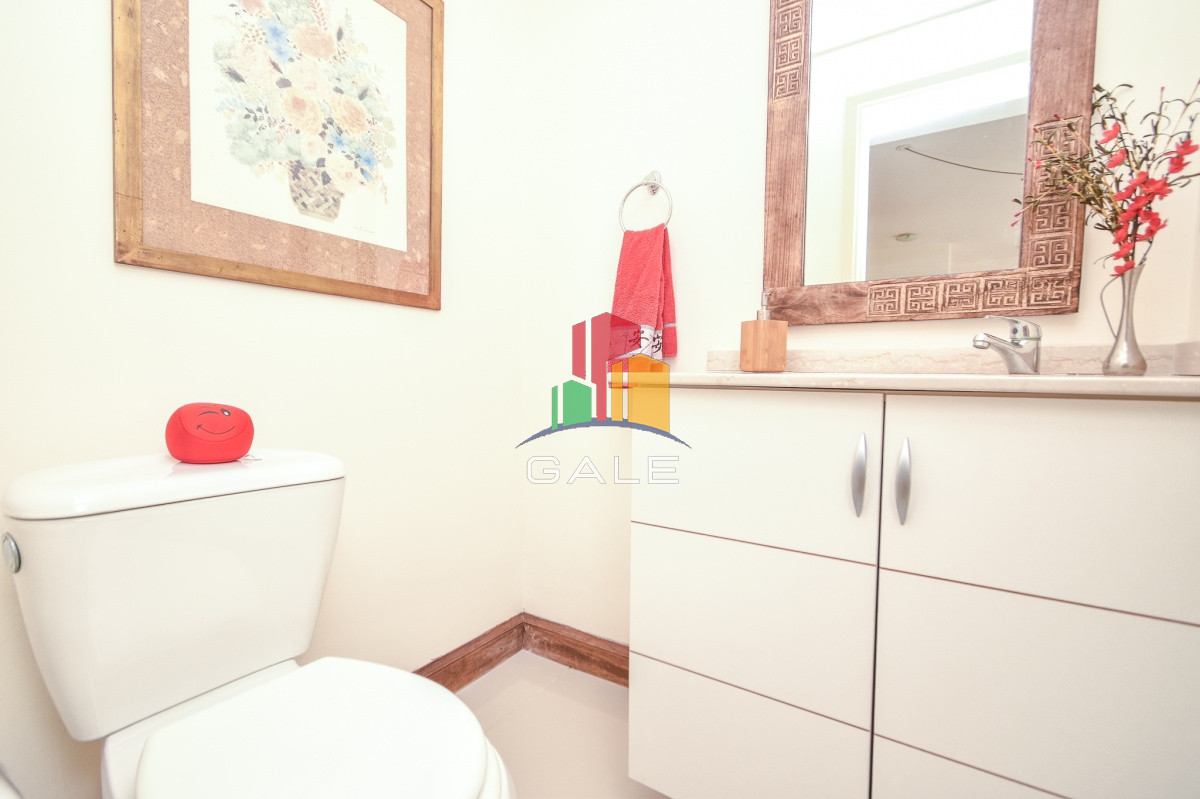 Apartamento ID.455 - Excelente Apartamento de Tres Dormitorios frente al Mar - Punta del Este