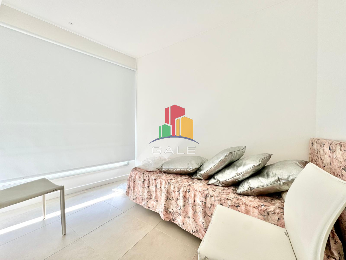 Apartamento ID.2496 - OPORTUNIDAD EN LE PARC PUNTA DEL ESTE DE TRES DORMITORIOS Y DEPENDENCIA DE SERVICIO EN VENTA