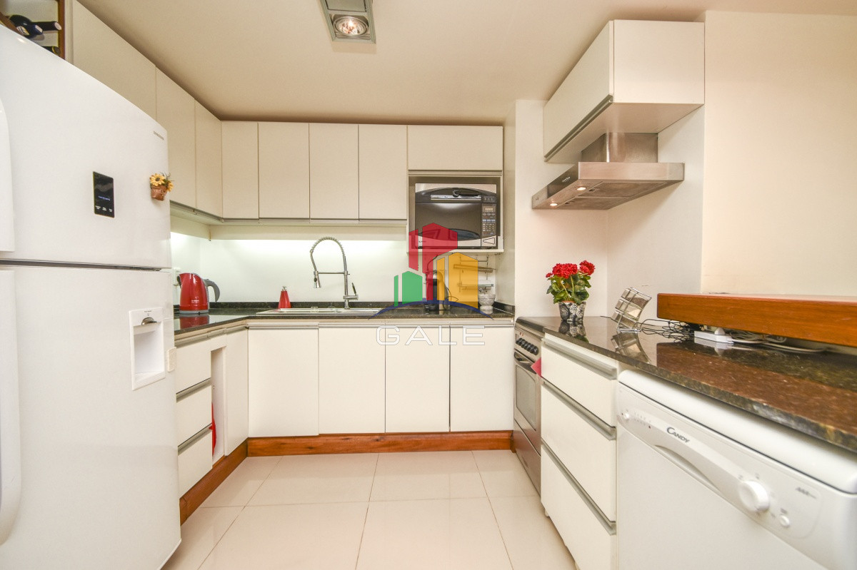 Apartamento ID.455 - Excelente Apartamento de Tres Dormitorios frente al Mar - Punta del Este