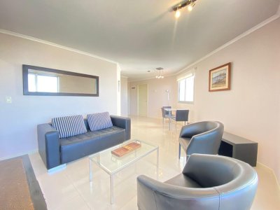 Apartamento en venta en edificio con todos los servicios.