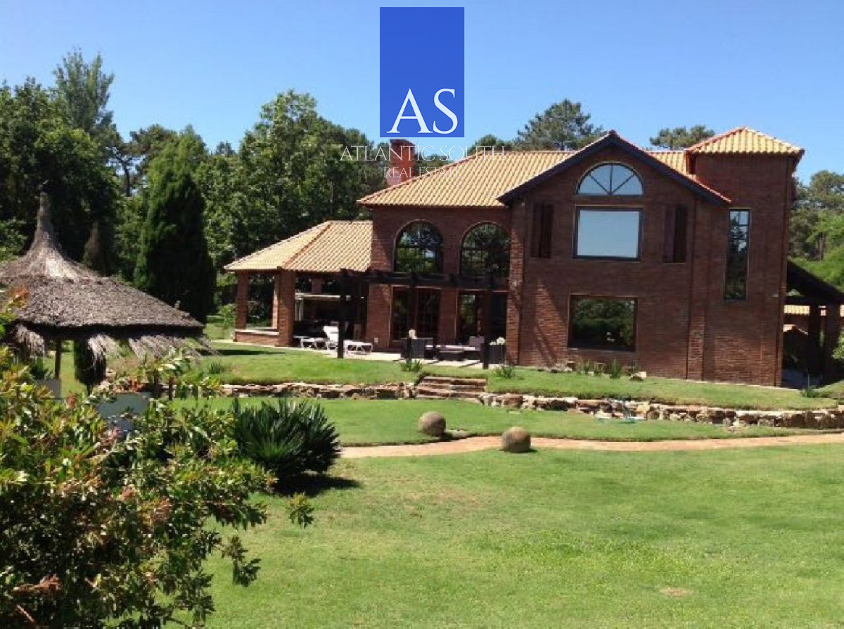Casa ID.3916 - Casa en Venta, Mansa, Punta del Este, 3 Dormitorios.