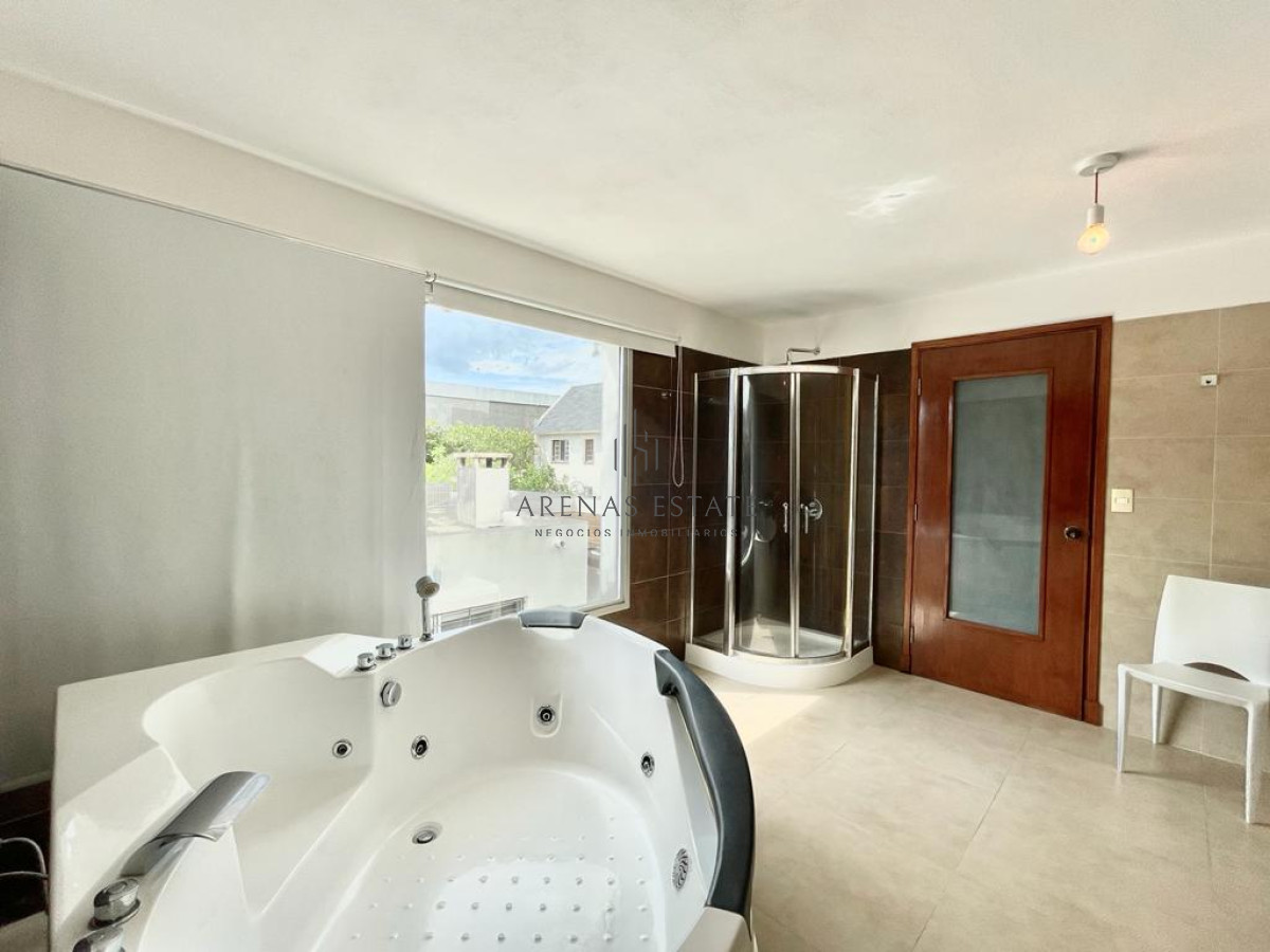 Casa ID.2466 - Casa a estrenar en venta en Rincón del Indio 